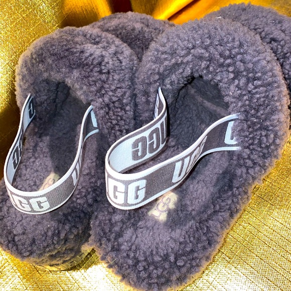 UGG Oh Fluffita - Picture 2 of 3